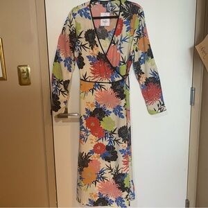TopShop @ Nordstrom NWT Women’s 10, floral midi, long sleeve flowered wrap dress